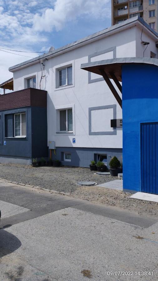 Apartman Tomas Apartment Кошице Екстериор снимка