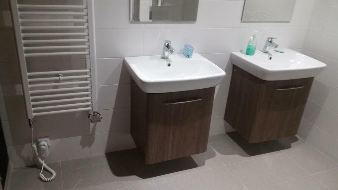 Apartman Tomas Apartment Кошице Екстериор снимка